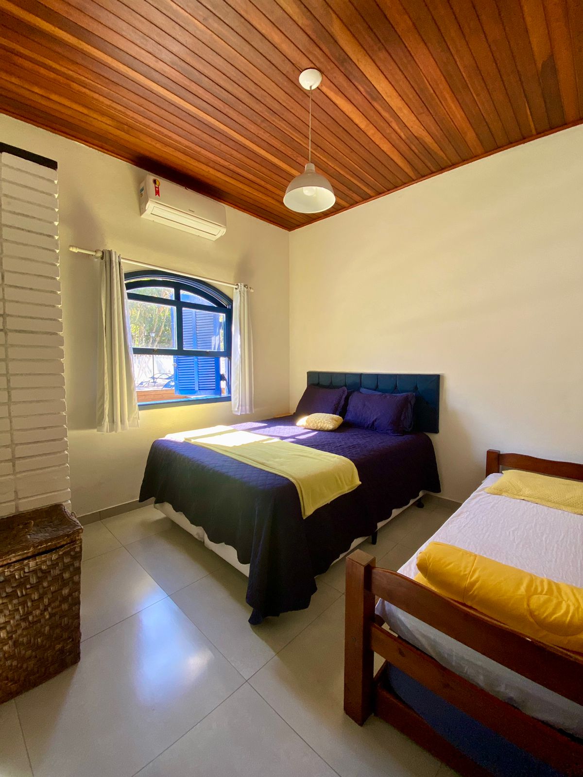 Imagem Casa de Condomínio com 4 Quartos à Venda, 160 m²em Massaguaçu - Caraguatatuba