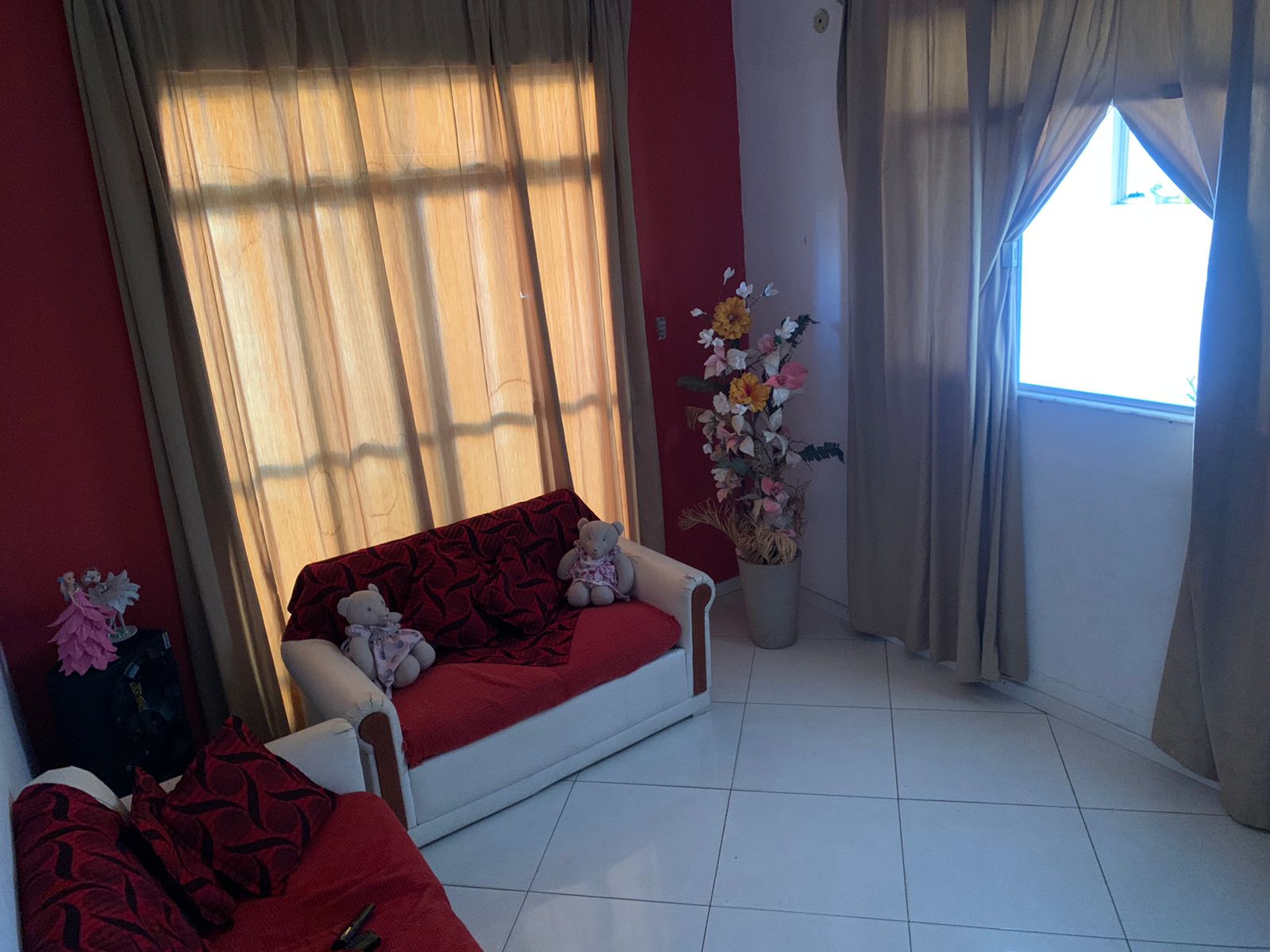 Imagem Casa com 3 Quartos à Venda, 230 m²em Parque Turf Club - Campos dos Goytacazes Imagem Casa com 3 Quartos à Venda, 230 m²em Parque Turf Club - Campos dos Goytacazes