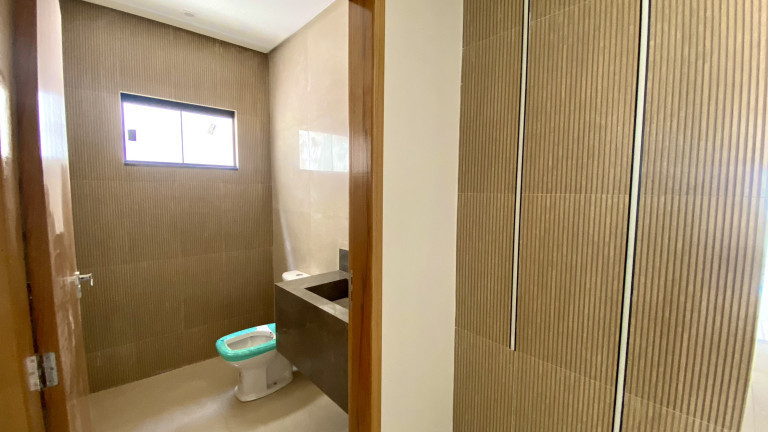 Imagem Casa de Condomínio com 4 Quartos à Venda,  em Setor Habitacional Vicente Pires - Brasília