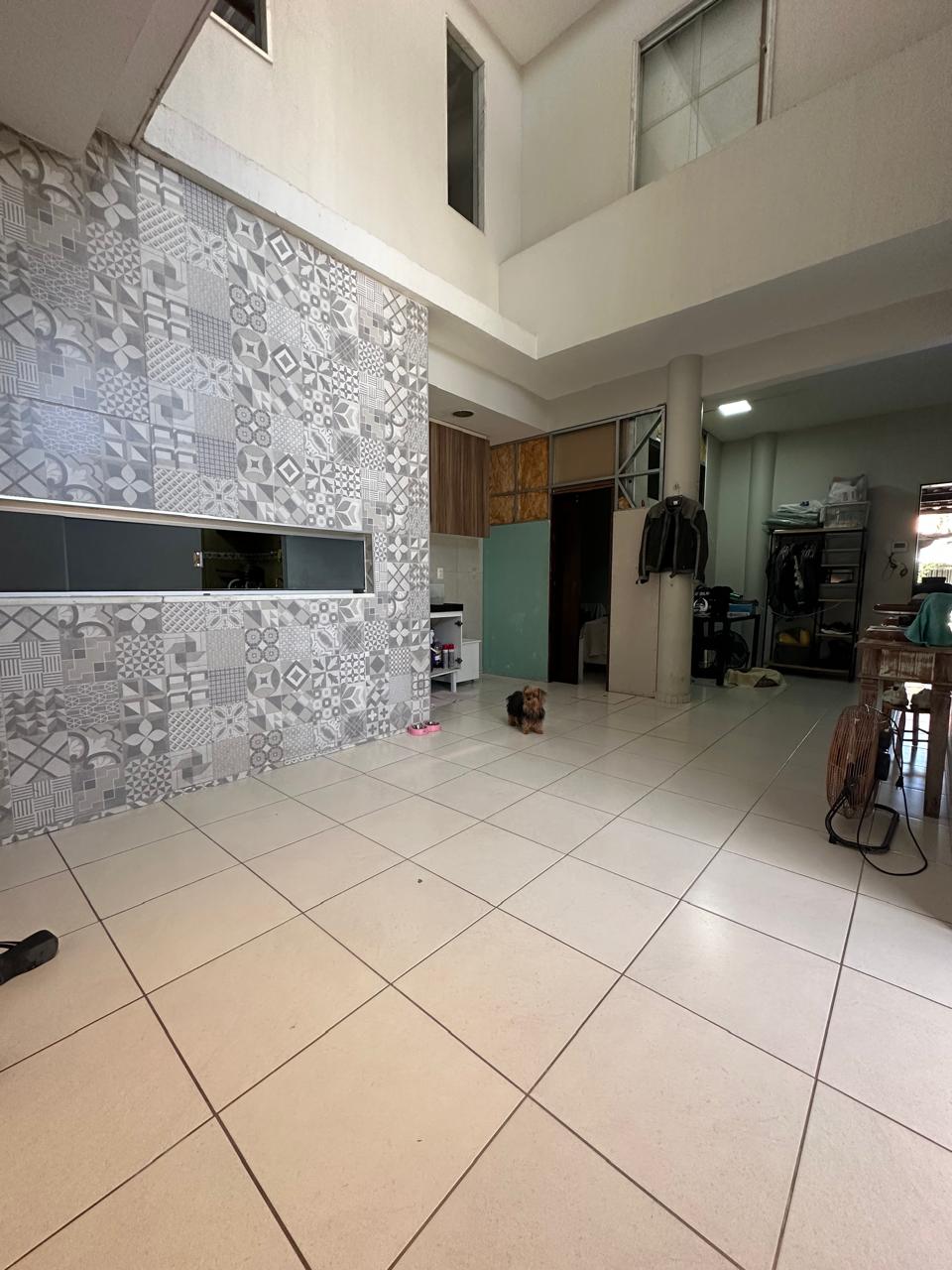 Imagem Casa com 3 Quartos à Venda, 220 m² em Engenheiro Luciano Cavalcante - Fortaleza