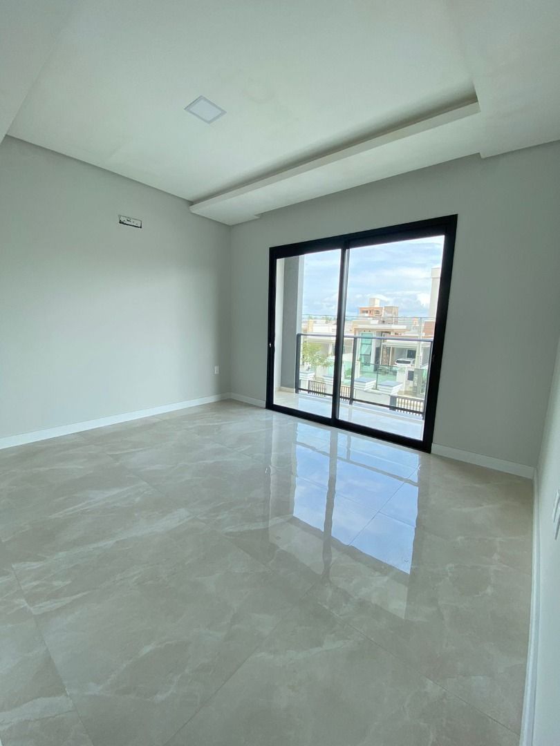 Imagem Sobrado com 3 Quartos à Venda, 90 m²em Areias - Tijucas