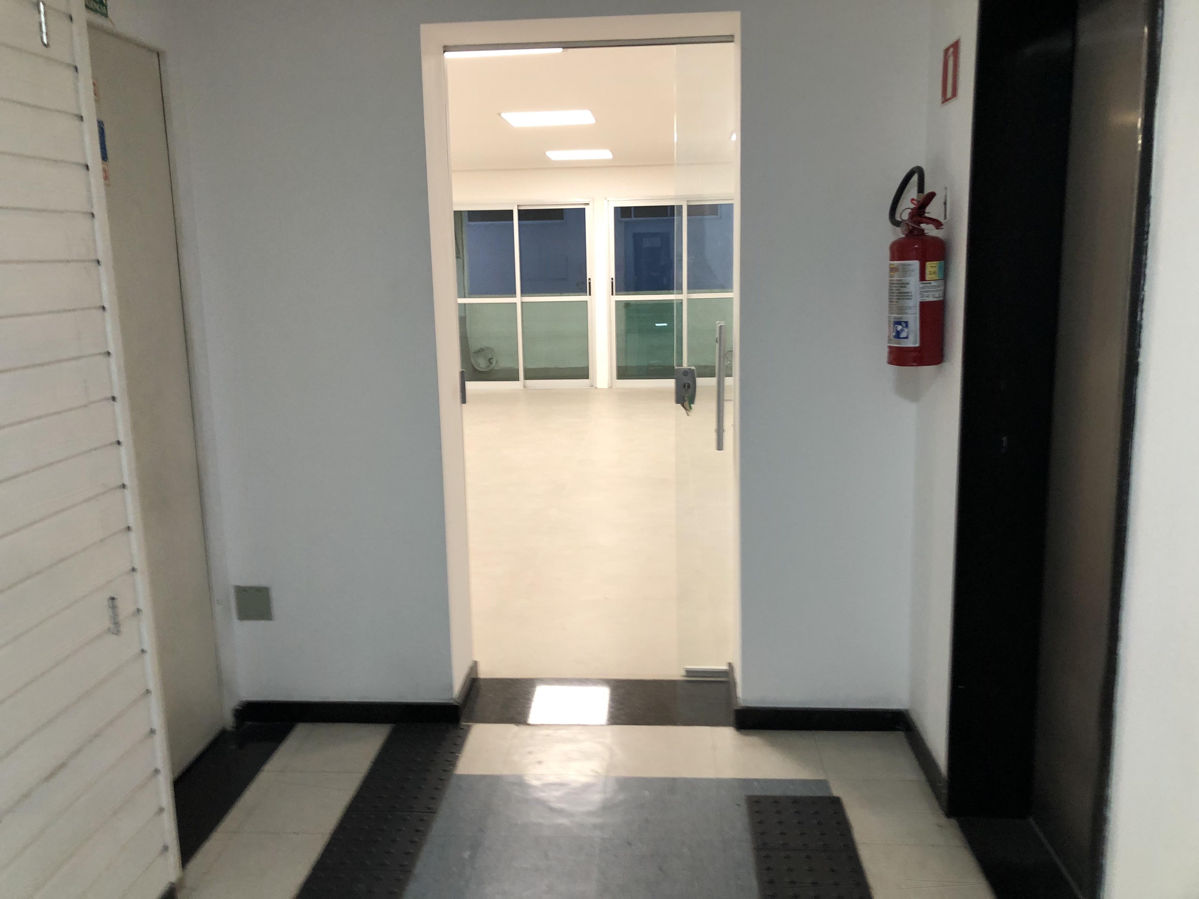 Imagem Sala Comercial à Venda ou Locação, 96 m² em Consolação - São Paulo