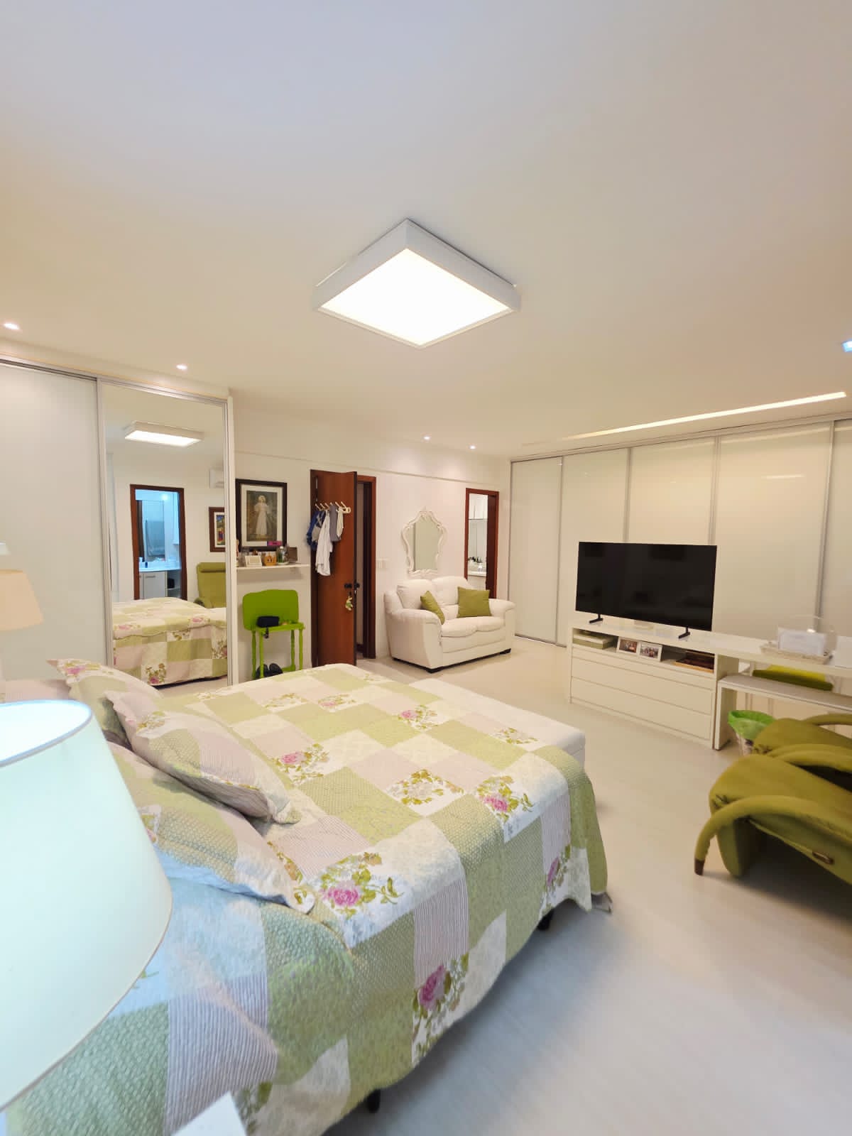 Imagem Apartamento com 4 Quartos à Venda, 224 m² em Pituba - Salvador