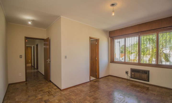 Imagem Casa com 3 Quartos à Venda, 246 m² em Jardim Lindóia - Porto Alegre