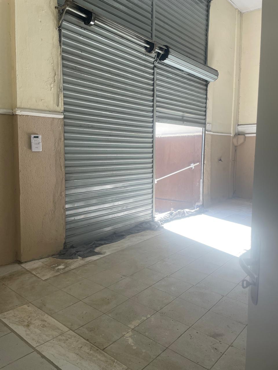 Imagem Galpão para Alugar, 300 m² em Ibura - Recife Imagem Galpão para Alugar, 300 m² em Ibura - Recife
