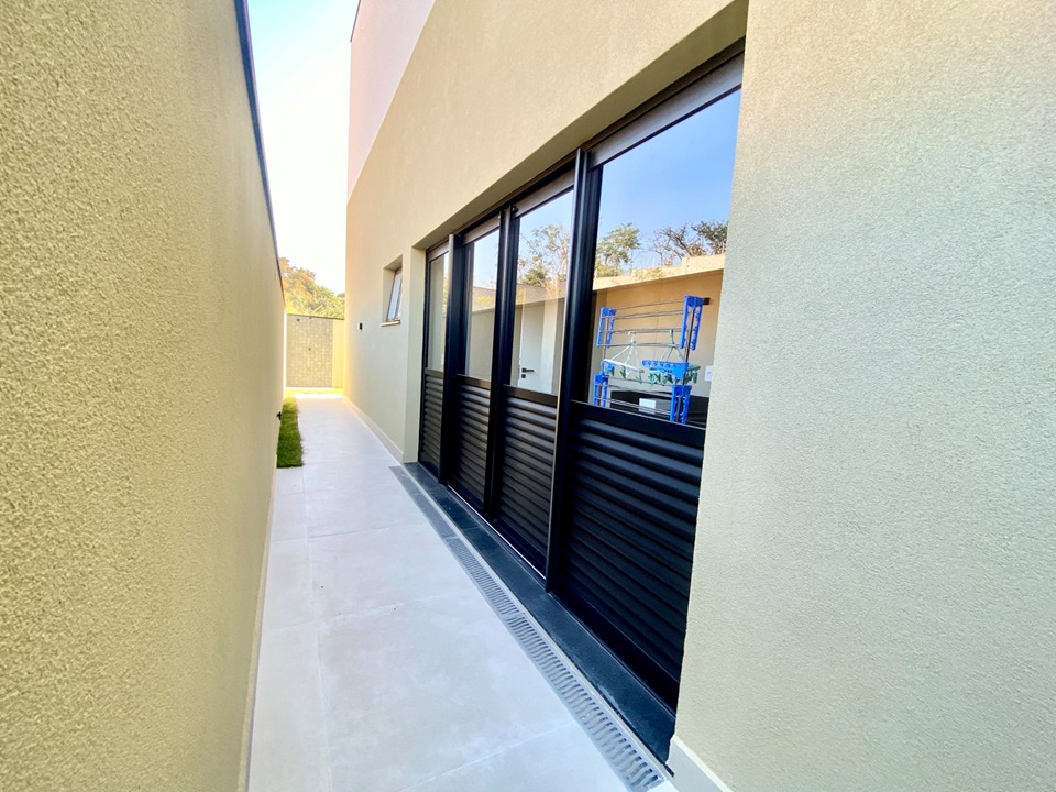 Imagem Casa de Condomínio com 3 Quartos à Venda, 380 m²em Jardim Novo Mundo - Jundiaí