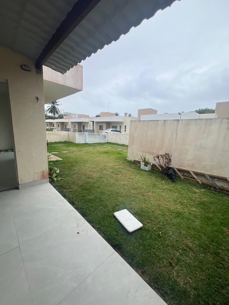 Imagem Casa com 3 Quartos para Alugar, 89 m²em Busca Vida (Abrantes) - Camaçari