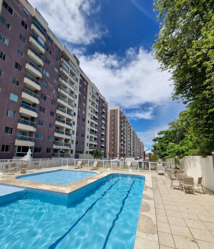 Imagem Apartamento com 2 Quartos à Venda, 52 m²em Centro  - Lauro de Freitas 