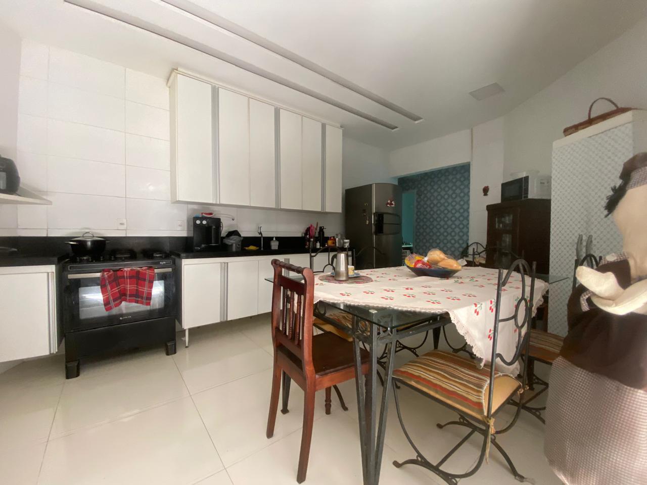 Imagem Apartamento com 3 Quartos à Venda, 130 m² em Vital Brazil - Niterói