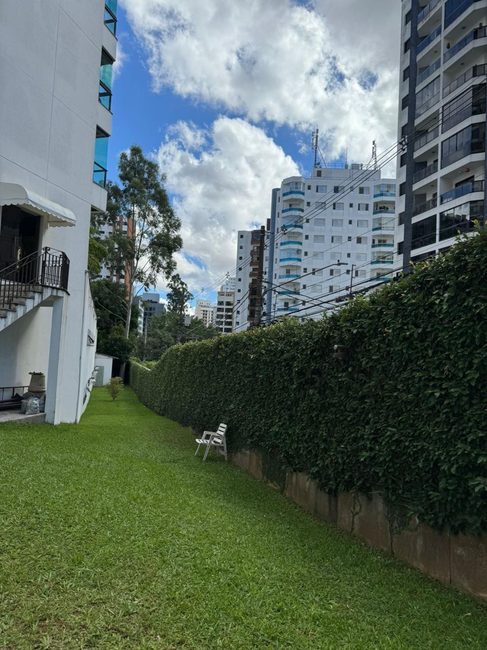 Imagem Apartamento com 3 Quartos à Venda ou Locação, 247 m² em Vila Suzana - São Paulo Imagem Apartamento com 3 Quartos à Venda ou Locação, 247 m² em Vila Suzana - São Paulo