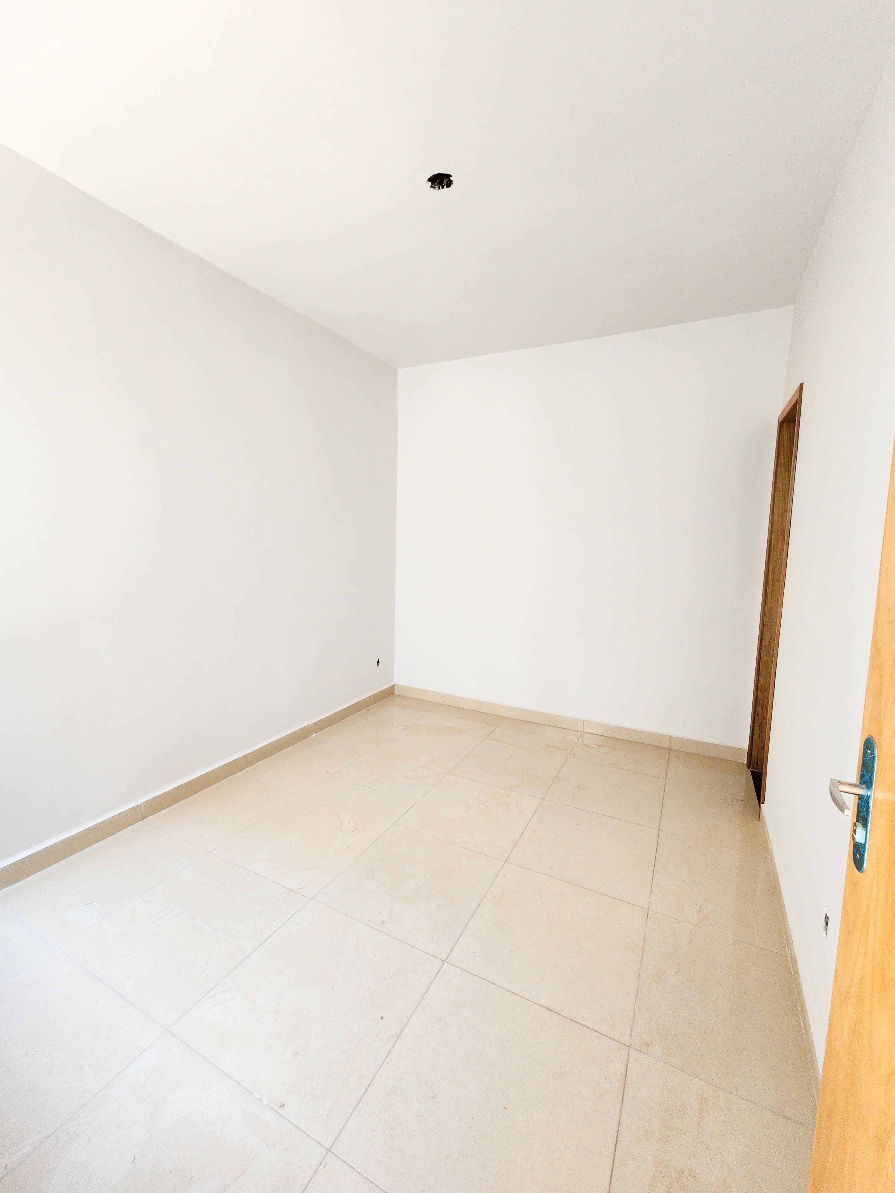 Imagem Casa com 2 Quartos à Venda, 55 m²em Jardim Itaipu - Goiânia