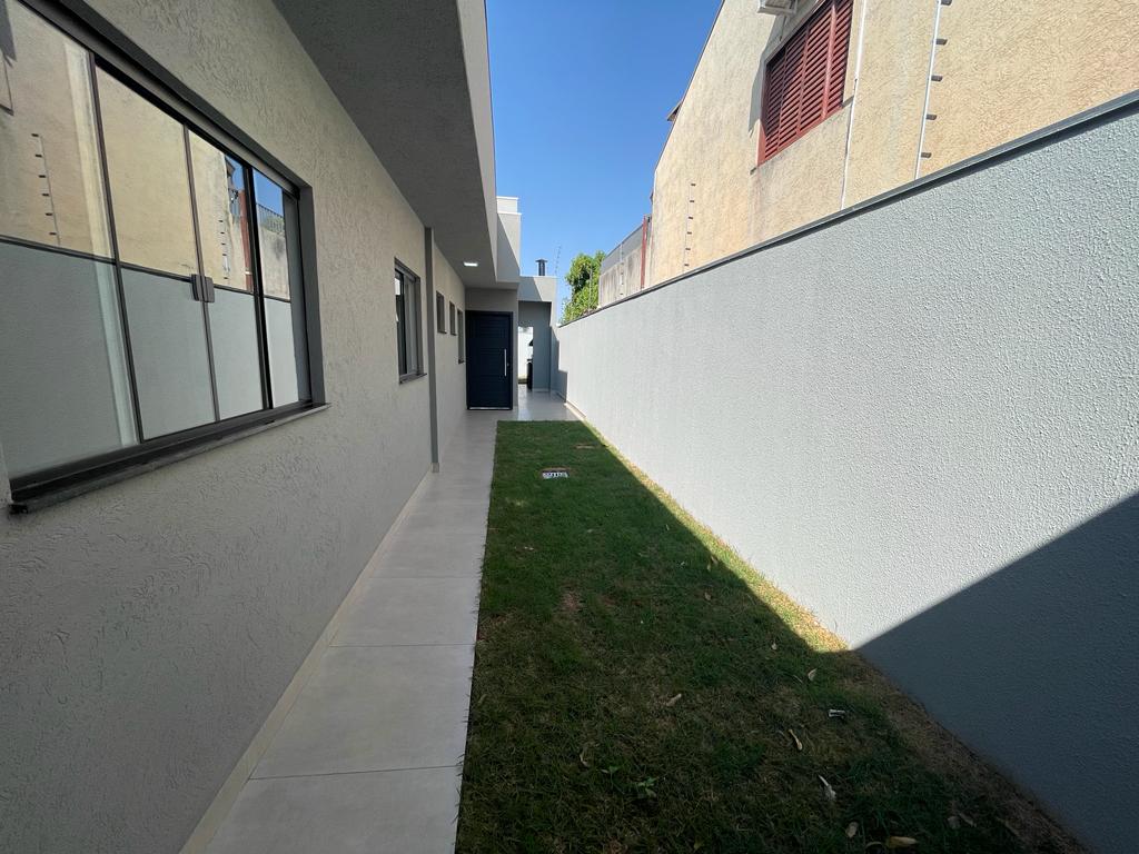 Imagem Casa com 3 Quartos à Venda, 124 m²em Vila Planalto - Campo Grande Imagem Casa com 3 Quartos à Venda, 124 m²em Vila Planalto - Campo Grande