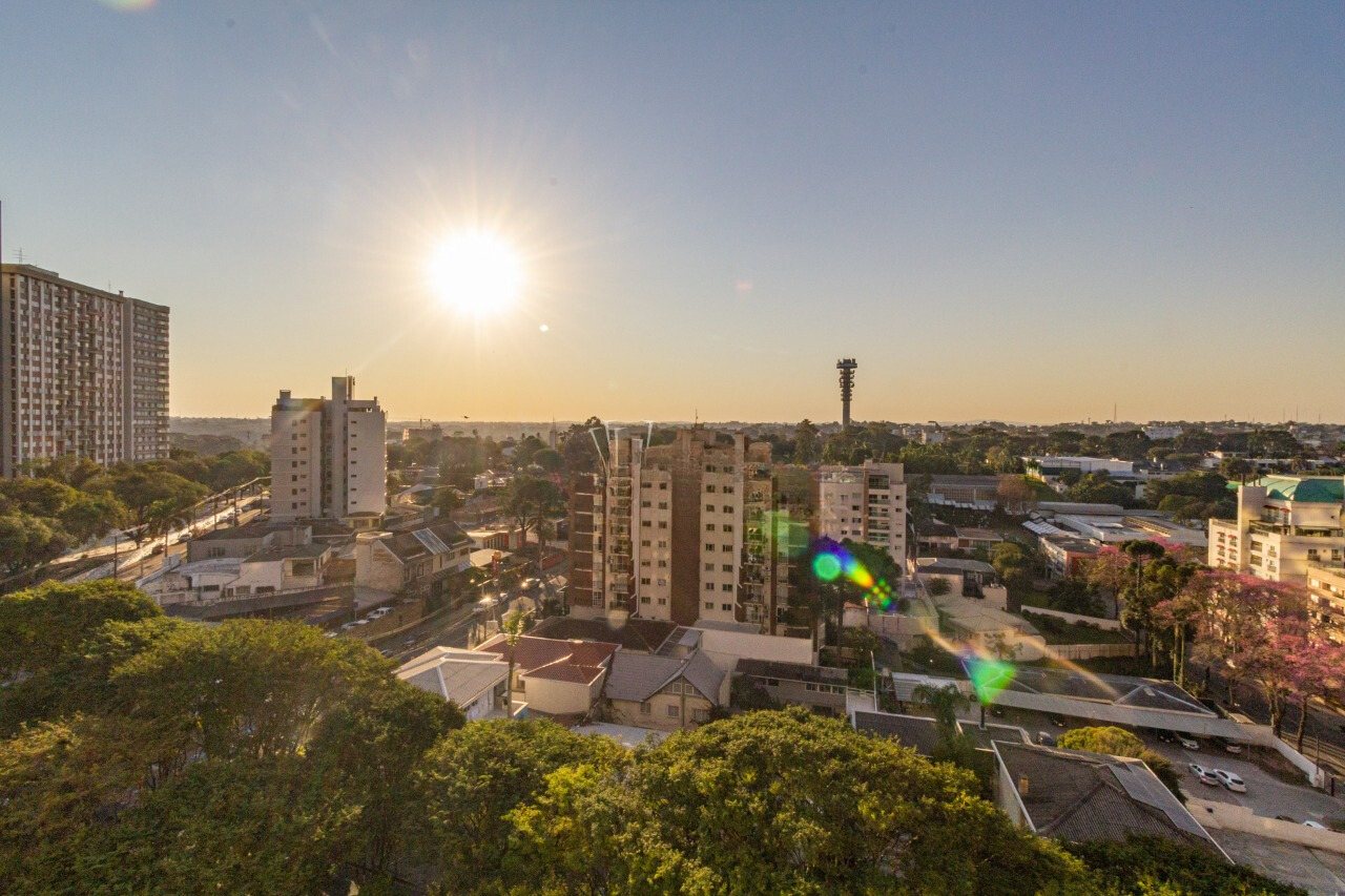 Imagem Apartamento com 4 Quartos à Venda, 152 m²em Bigorrilho - Curitiba
