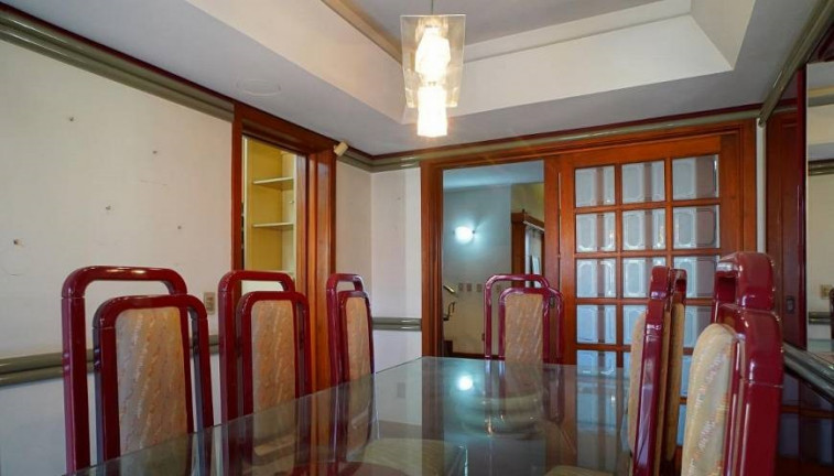 Imagem Casa com 4 Quartos à Venda, 324 m² em Jardim Lindóia - Porto Alegre