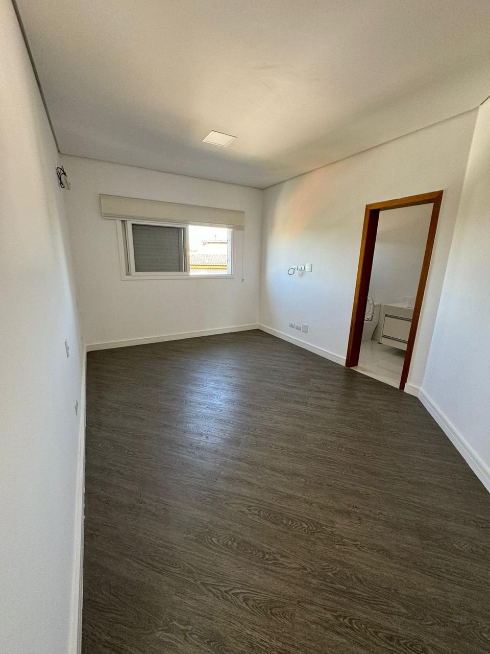 Imagem Casa de Condomínio com 4 Quartos à Venda, 550 m²em Arujá 5 - Arujá Imagem Casa de Condomínio com 4 Quartos à Venda, 550 m²em Arujá 5 - Arujá