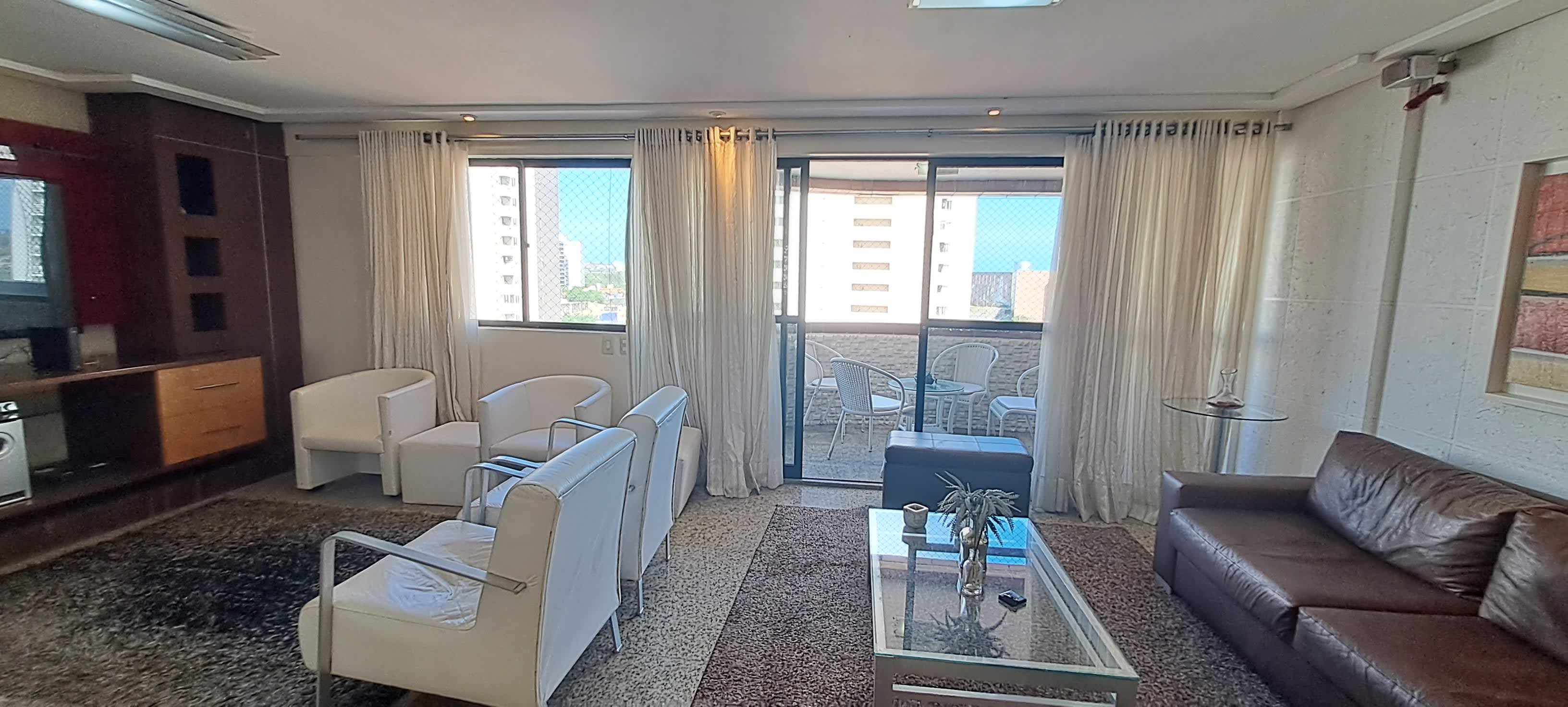 Imagem Apartamento com 3 Quartos à Venda, 150 m²em Guararapes - Fortaleza Imagem Apartamento com 3 Quartos à Venda, 150 m²em Guararapes - Fortaleza