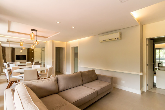Imagem Apartamento com 3 Quartos à Venda, 125 m² em Hugo Lange - Curitiba