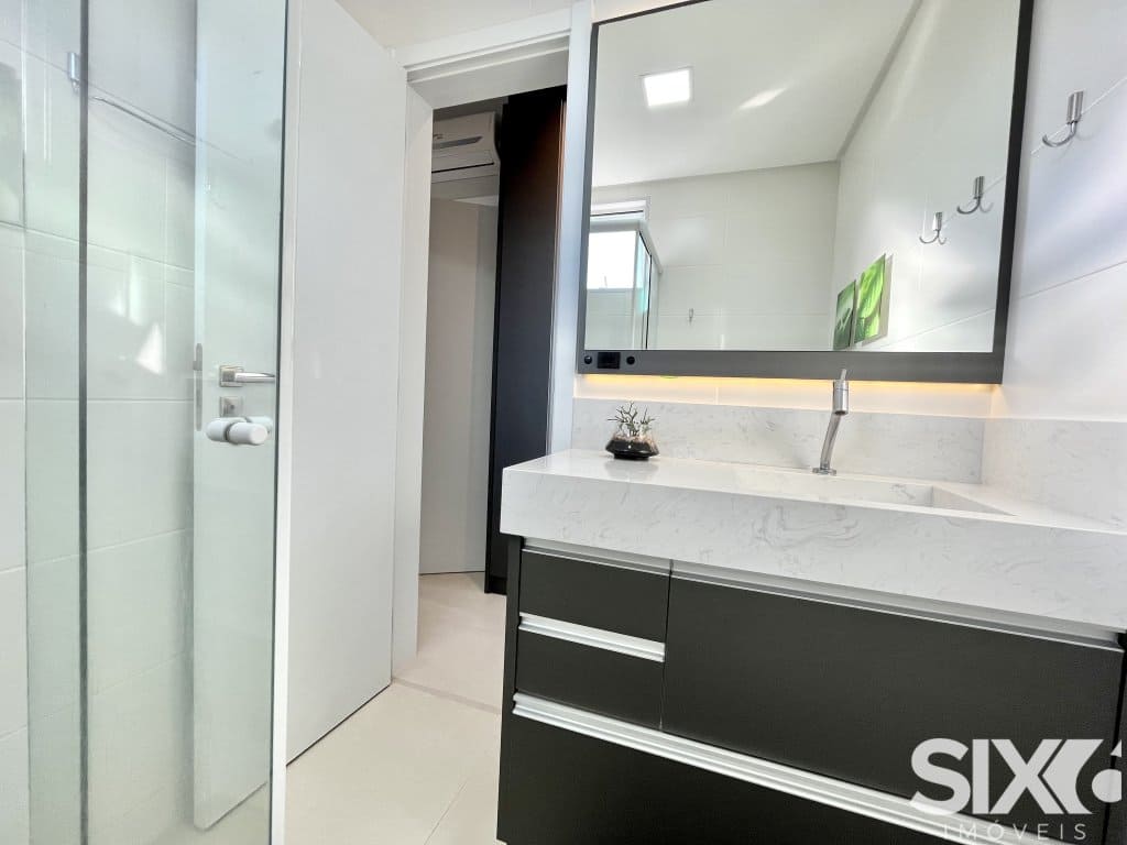 Imagem Apartamento com 2 Quartos à Venda, 64 m²em Praia Brava de Itajaí - Itajaí