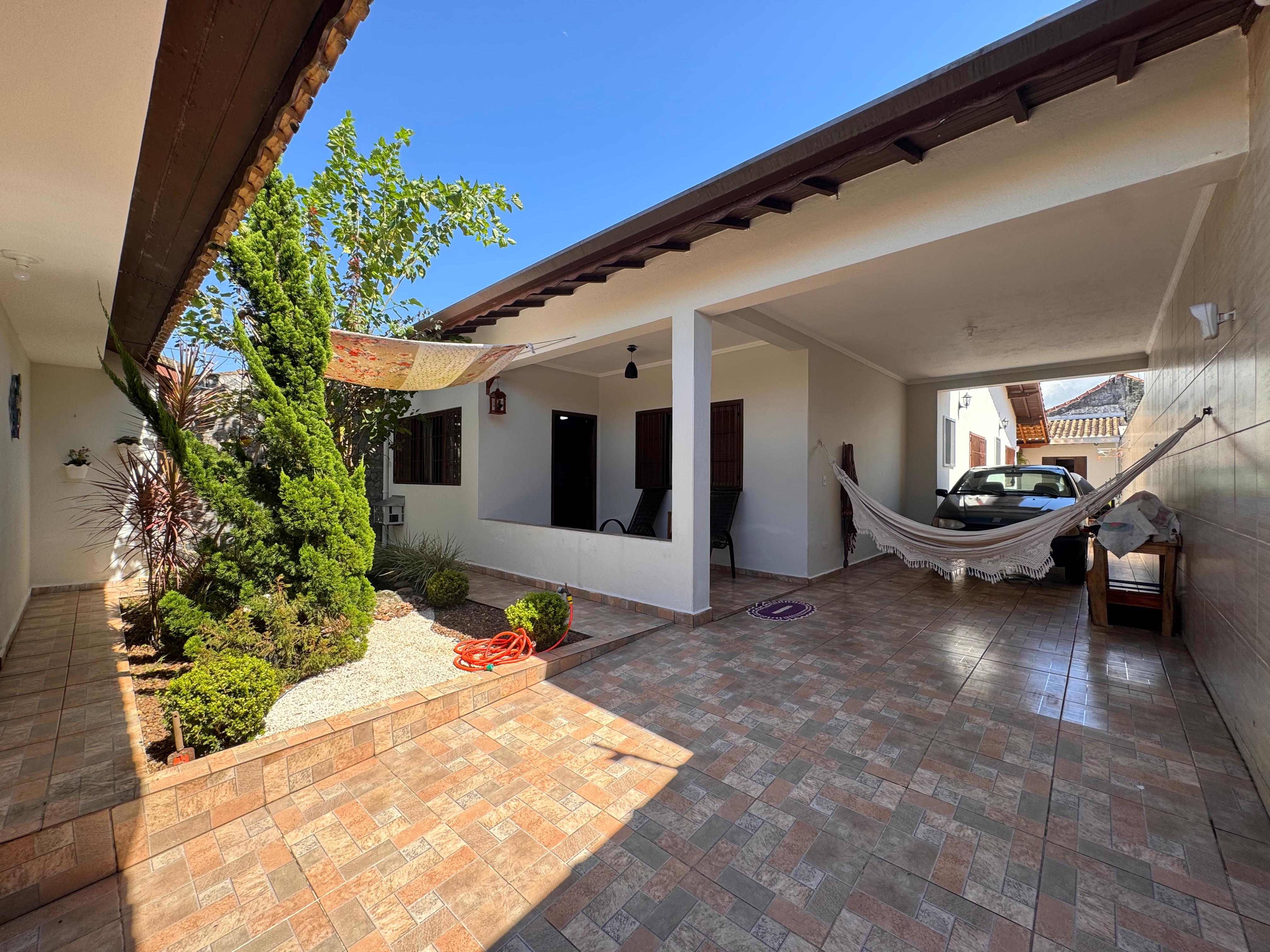 Foto do imóvel Casa com 3 Quartos à Venda, 170 m²em Balneário Gaivotas - Itanhaém