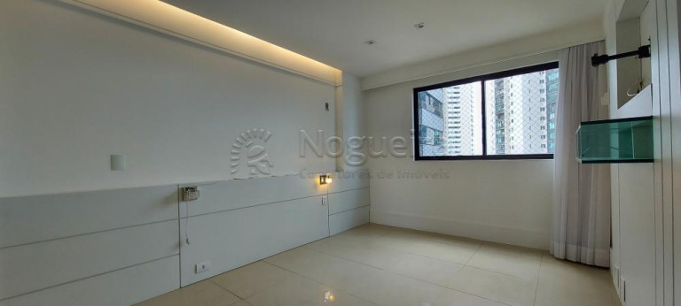 Foto do imóvel Apartamento com 3 Quartos à Venda, 170 m² em Boa Viagem - Recife