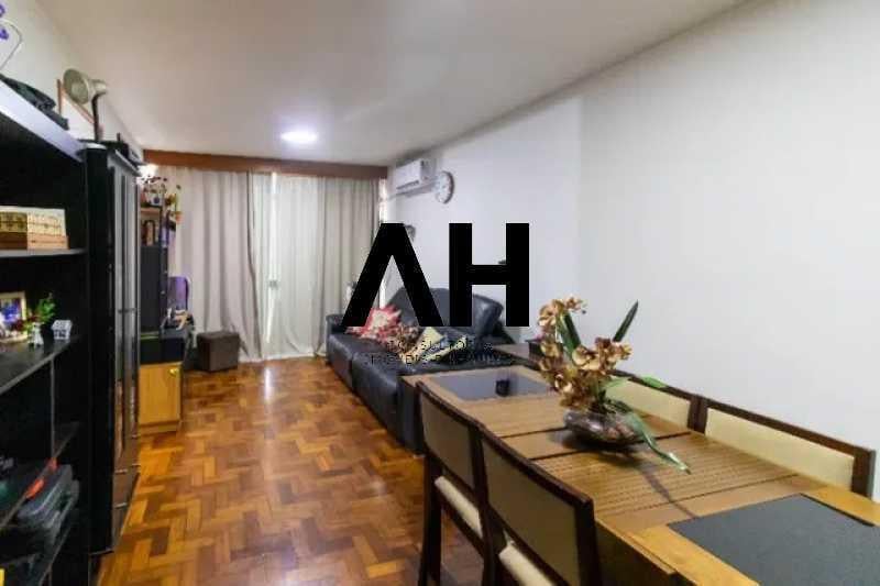 Imagem Apartamento com 3 Quartos à Venda, 110 m²em Santa Rosa - Niterói