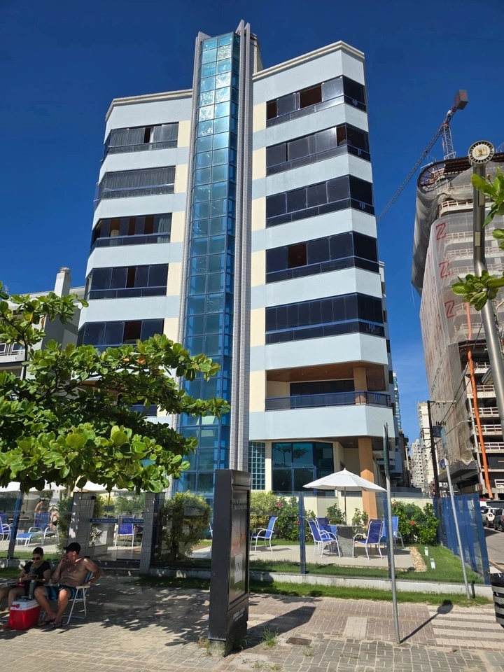 Imagem Apartamento com 3 Quartos à Venda, 164 m²em Meia Praia - Itapema