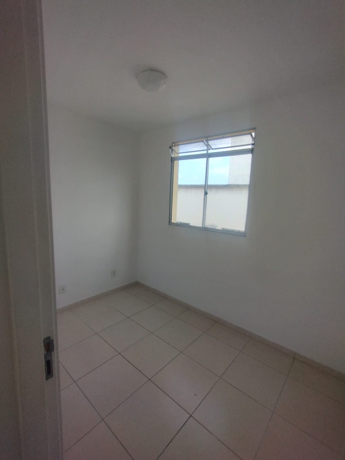 Imagem Apartamento com 3 Quartos para Alugar, 50 m²em Caji - Lauro de Freitas