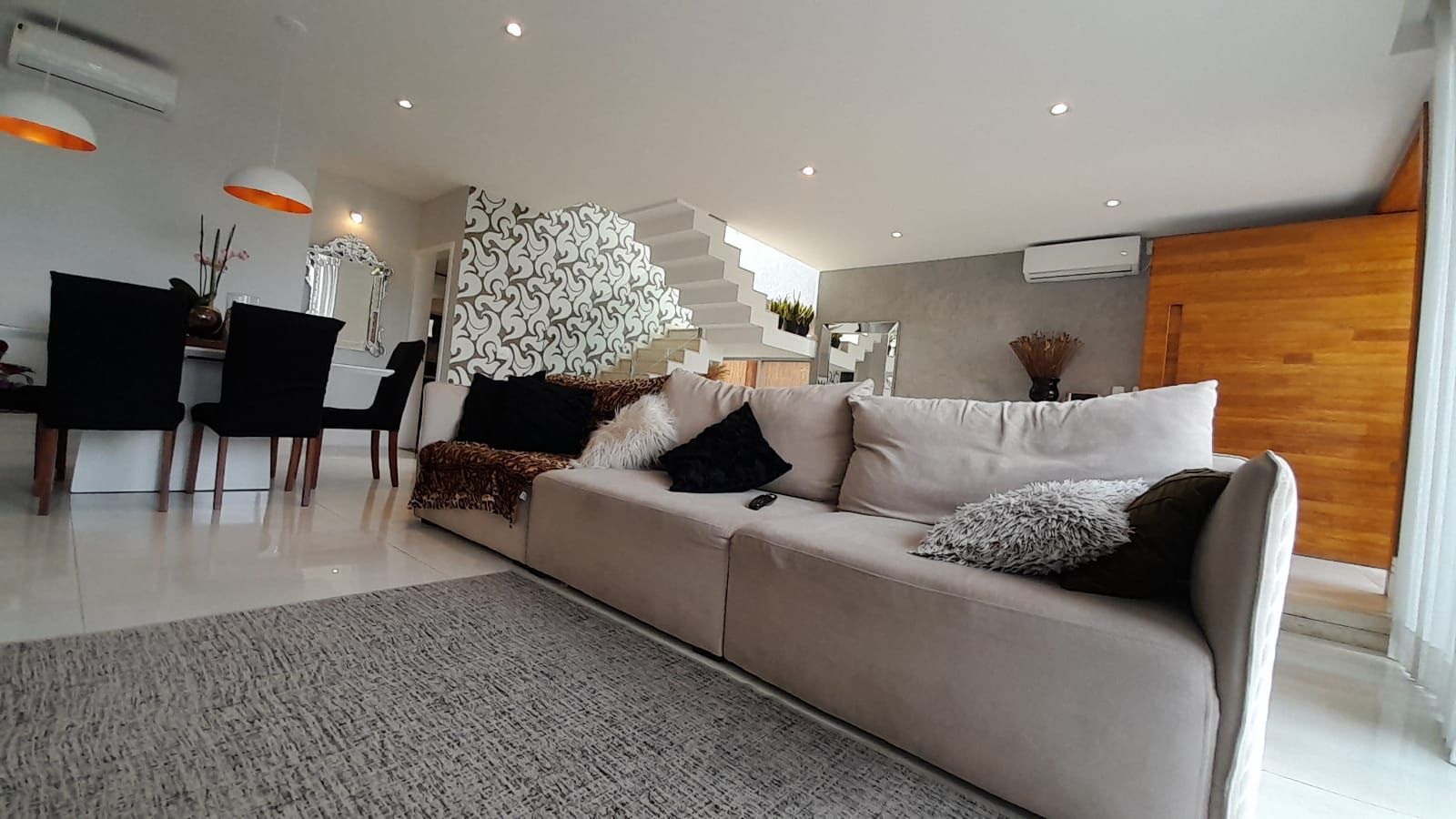 Imagem Casa de Condomínio com 3 Quartos à Venda, 340 m²em Recreio dos Bandeirantes - Rio de Janeiro