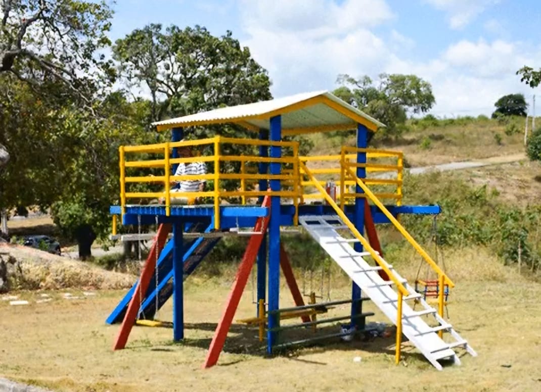 Imagem Casa com 4 Quartos à Venda, 360 m²em Bonança - Moreno