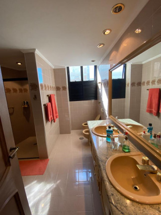 Imagem Apartamento com 5 Quartos à Venda,  em Cambuí - Campinas