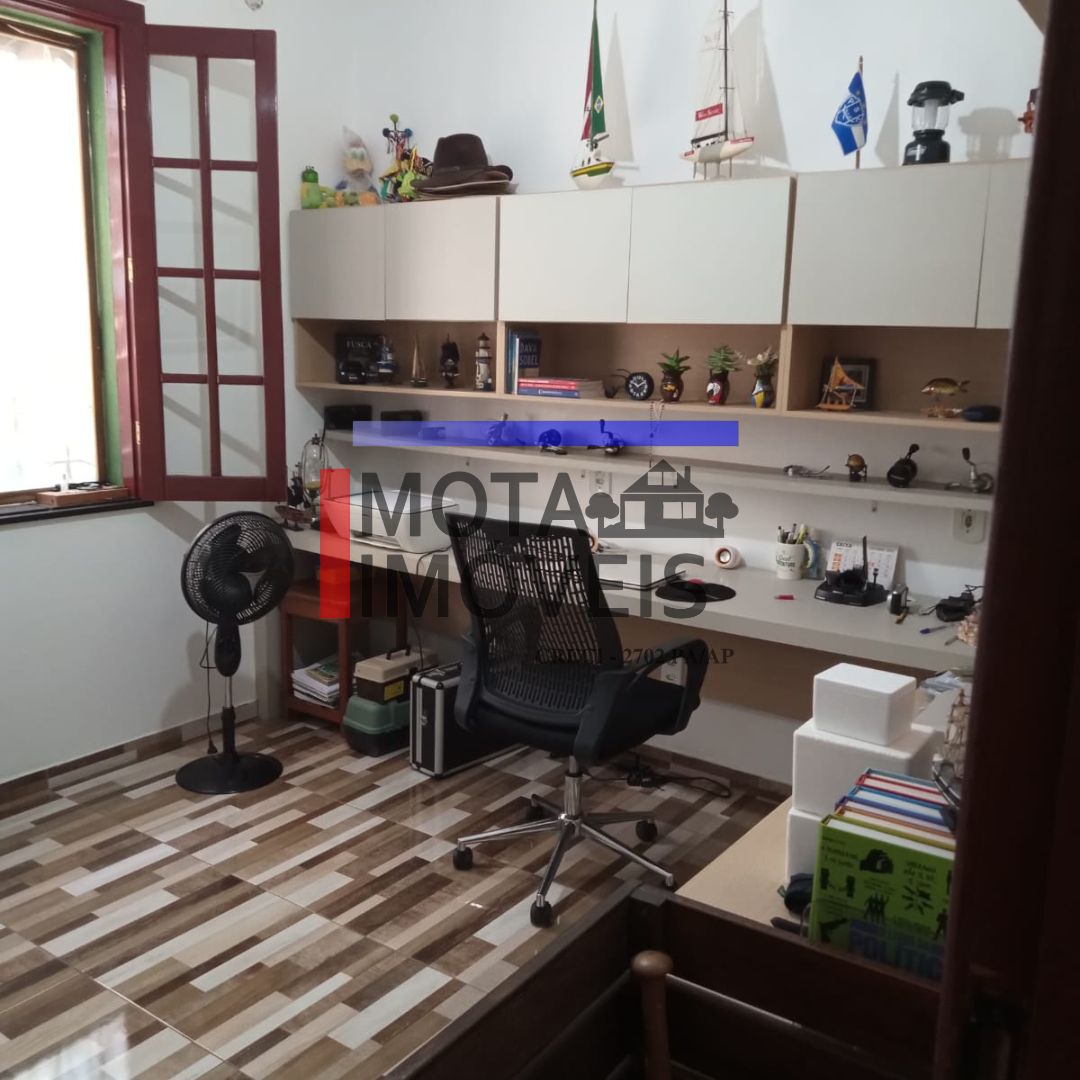 Imagem Casa de Vila com 3 Quartos à Venda, 245 m²em Umarizal - Belém