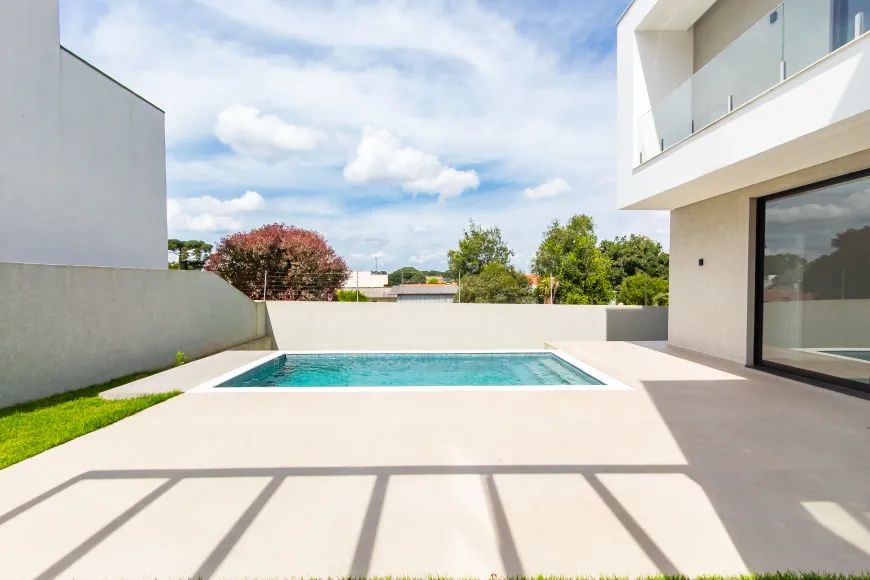 Imagem Casa de Condomínio com 4 Quartos à Venda, 500 m² em Orleans - Curitiba Imagem Casa de Condomínio com 4 Quartos à Venda, 500 m² em Orleans - Curitiba