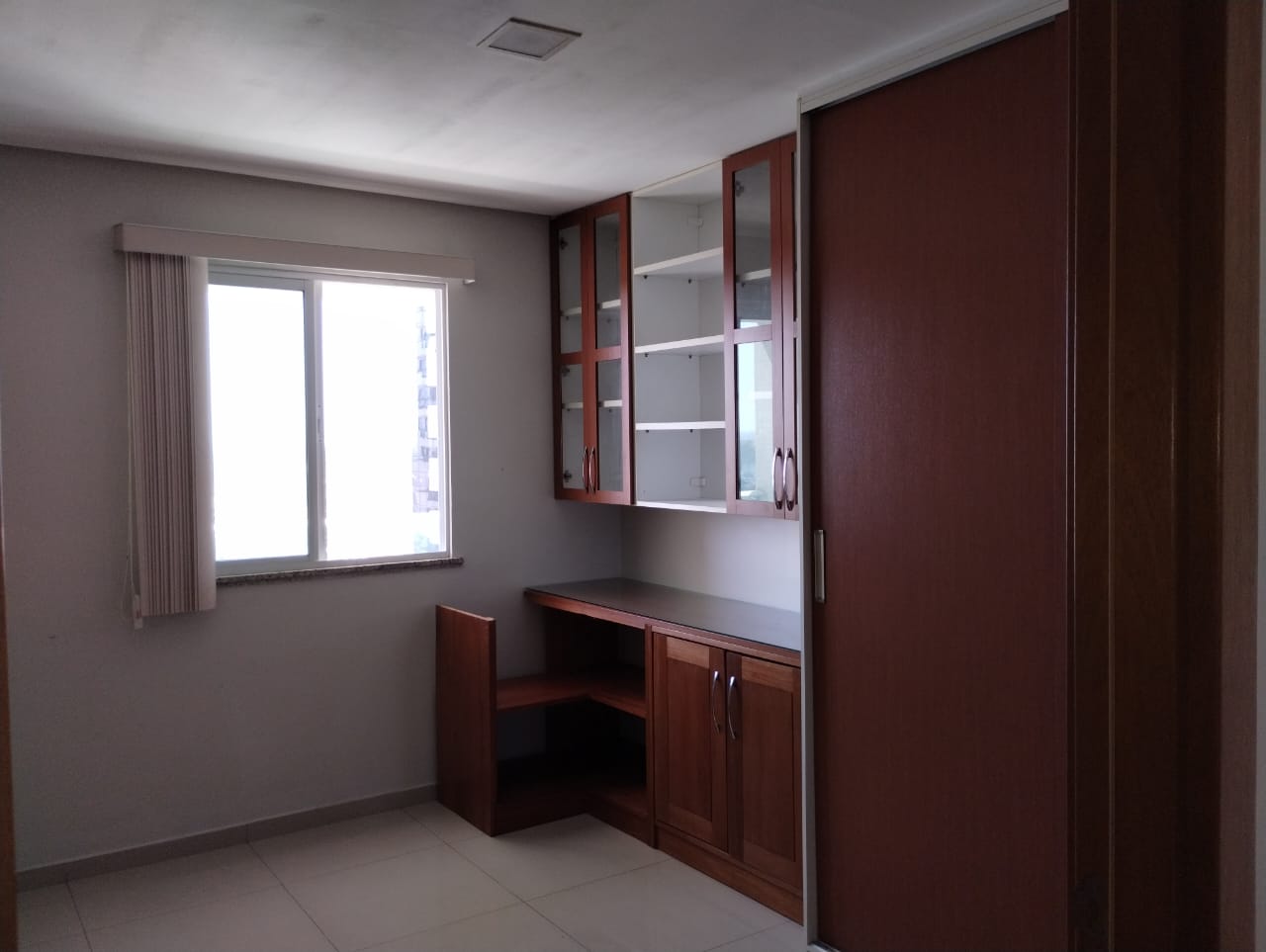 Imagem Apartamento com 2 Quartos à Venda, 74 m²em Marco - Belém