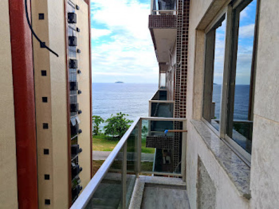 Imagem Apartamento com 4 Quartos à Venda, 185 m² em Copacabana - Rio de Janeiro Imagem Apartamento com 4 Quartos à Venda, 185 m² em Copacabana - Rio de Janeiro