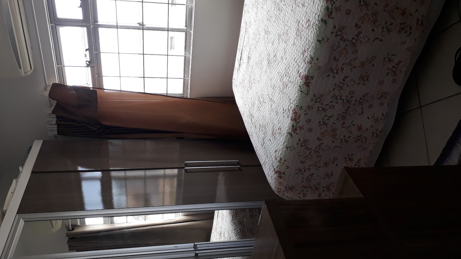 Imagem Apartamento com 2 Quartos à Venda ou Temporada, 53 m²em Abraão - Florianópolis