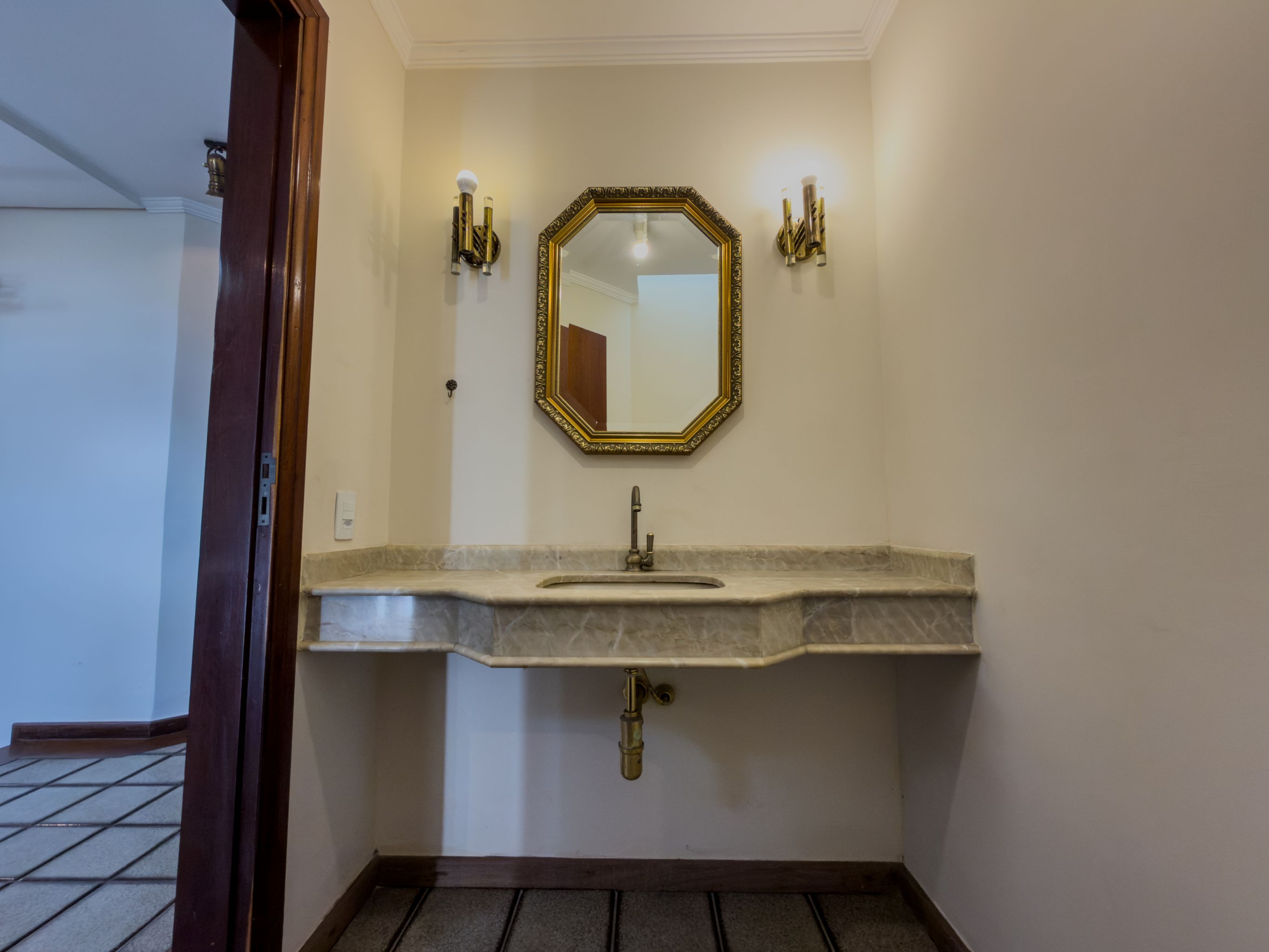 Imagem Casa de Condomínio com 3 Quartos à Venda ou Locação, 450 m² em Alphaville - Santana de Parnaíba