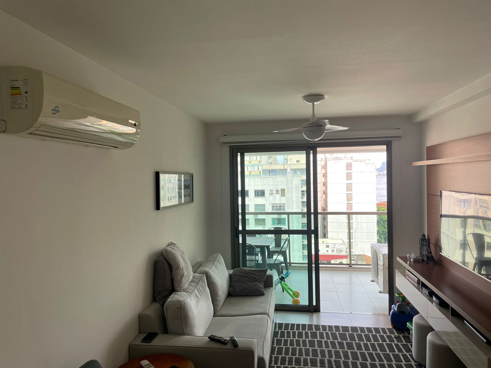 Imagem Apartamento com 2 Quartos à Venda, 76 m²em Icaraí - Niterói
