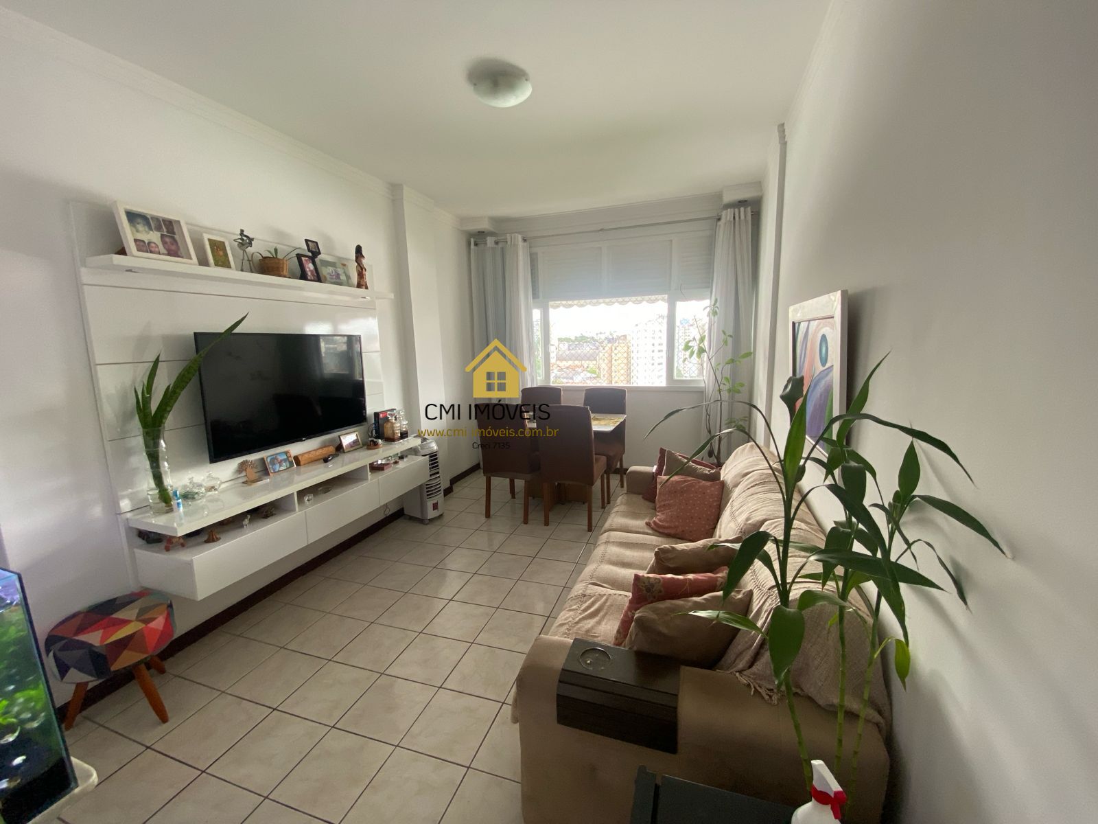 Imagem Apartamento com 2 Quartos à Venda, 77 m² em Garcia - Salvador