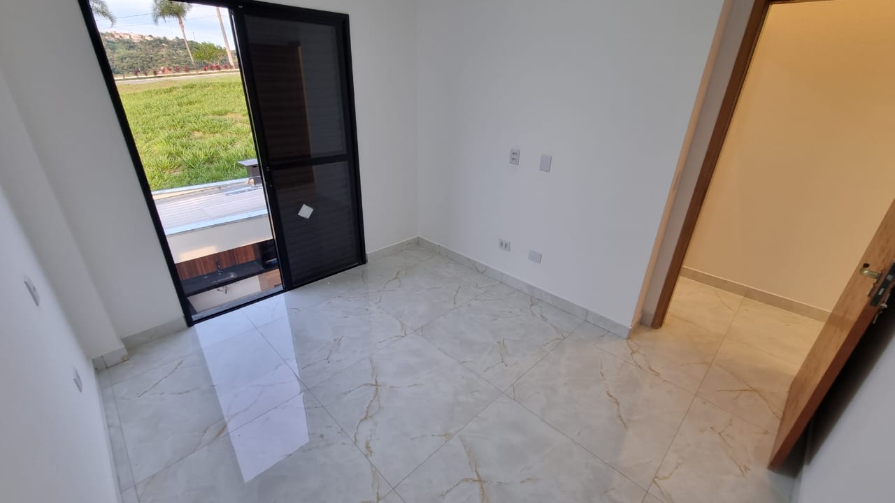 Imagem Casa de Condomínio com 3 Quartos à Venda, 143 m²em Villas do Jaguari - Santana de Parnaíba Imagem Casa de Condomínio com 3 Quartos à Venda, 143 m²em Villas do Jaguari - Santana de Parnaíba