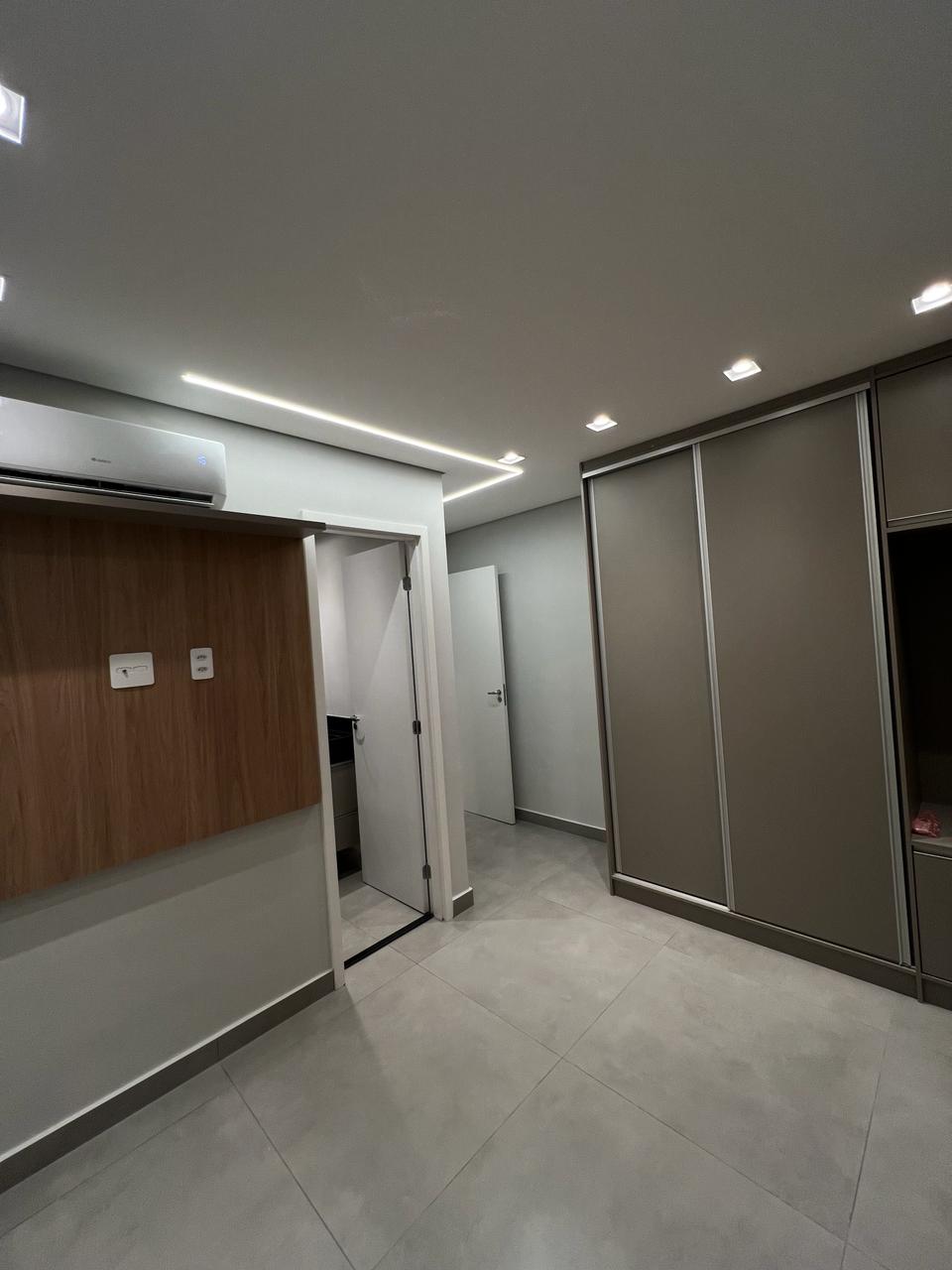 Imagem Apartamento com 2 Quartos à Venda ou Locação, 57 m²em Centro - Campinas