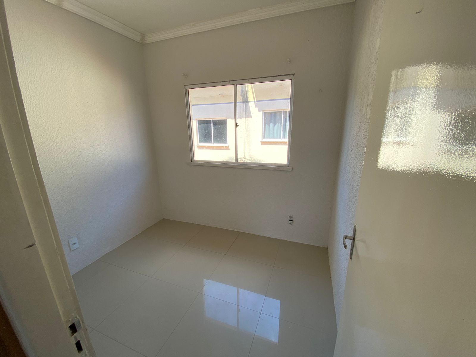 Imagem Casa de Condomínio com 2 Quartos à Venda, 63 m²em Siqueira - Fortaleza Imagem Casa de Condomínio com 2 Quartos à Venda, 63 m²em Siqueira - Fortaleza