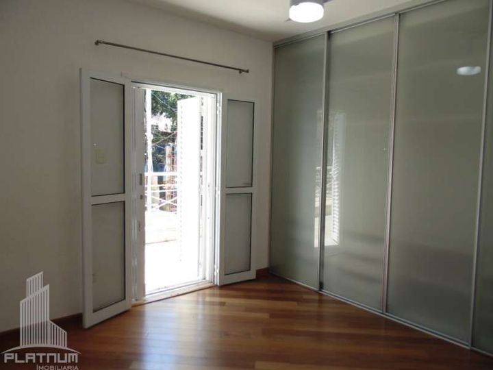 Imagem Casa com 4 Quartos à Venda, 200 m² em Vila Monumento - São Paulo