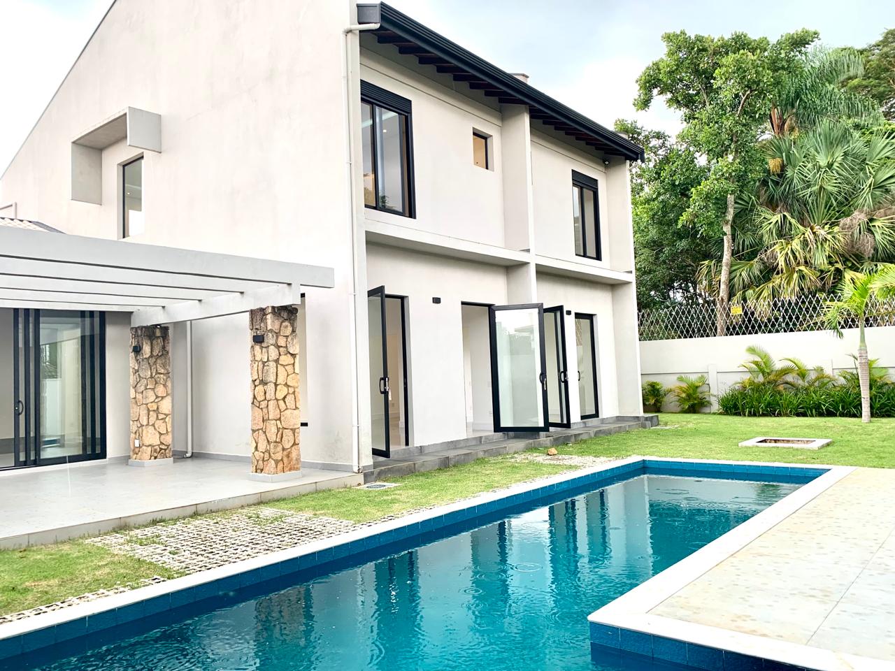 Imagem Casa de Condomínio com 5 Quartos à Venda, 307 m²em Residencial Estância Eudóxia (Barão Geraldo) - Campinas Imagem Casa de Condomínio com 5 Quartos à Venda, 307 m²em Residencial Estância Eudóxia (Barão Geraldo) - Campinas