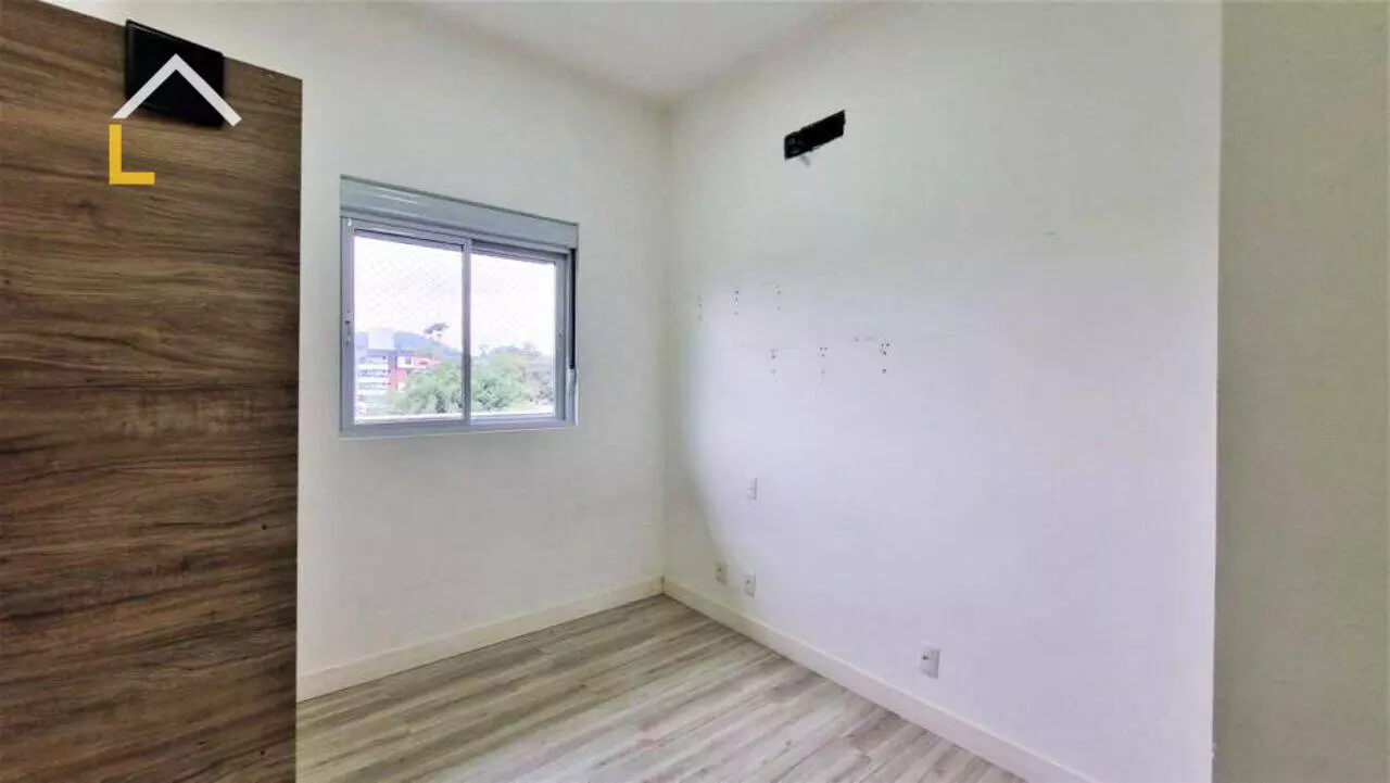Imagem Apartamento com 2 Quartos à Venda, 77 m² em Santo Antônio - Joinville