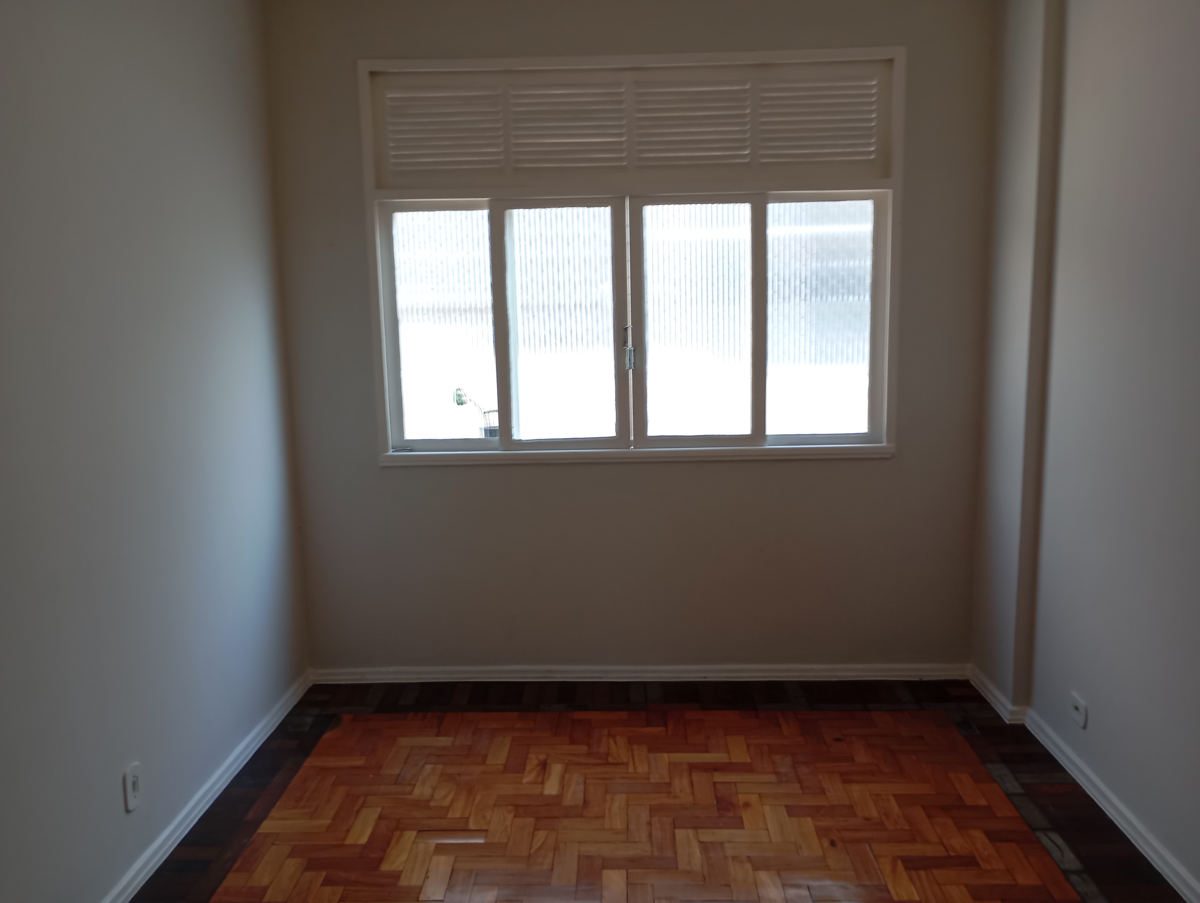 Imagem Apartamento com 2 Quartos à Venda, 70 m²em Laranjeiras - Rio de Janeiro