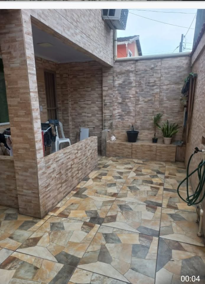 Imagem Casa com 3 Quartos à Venda, 200 m² em Bangu - Rio de Janeiro Imagem Casa com 3 Quartos à Venda, 200 m² em Bangu - Rio de Janeiro