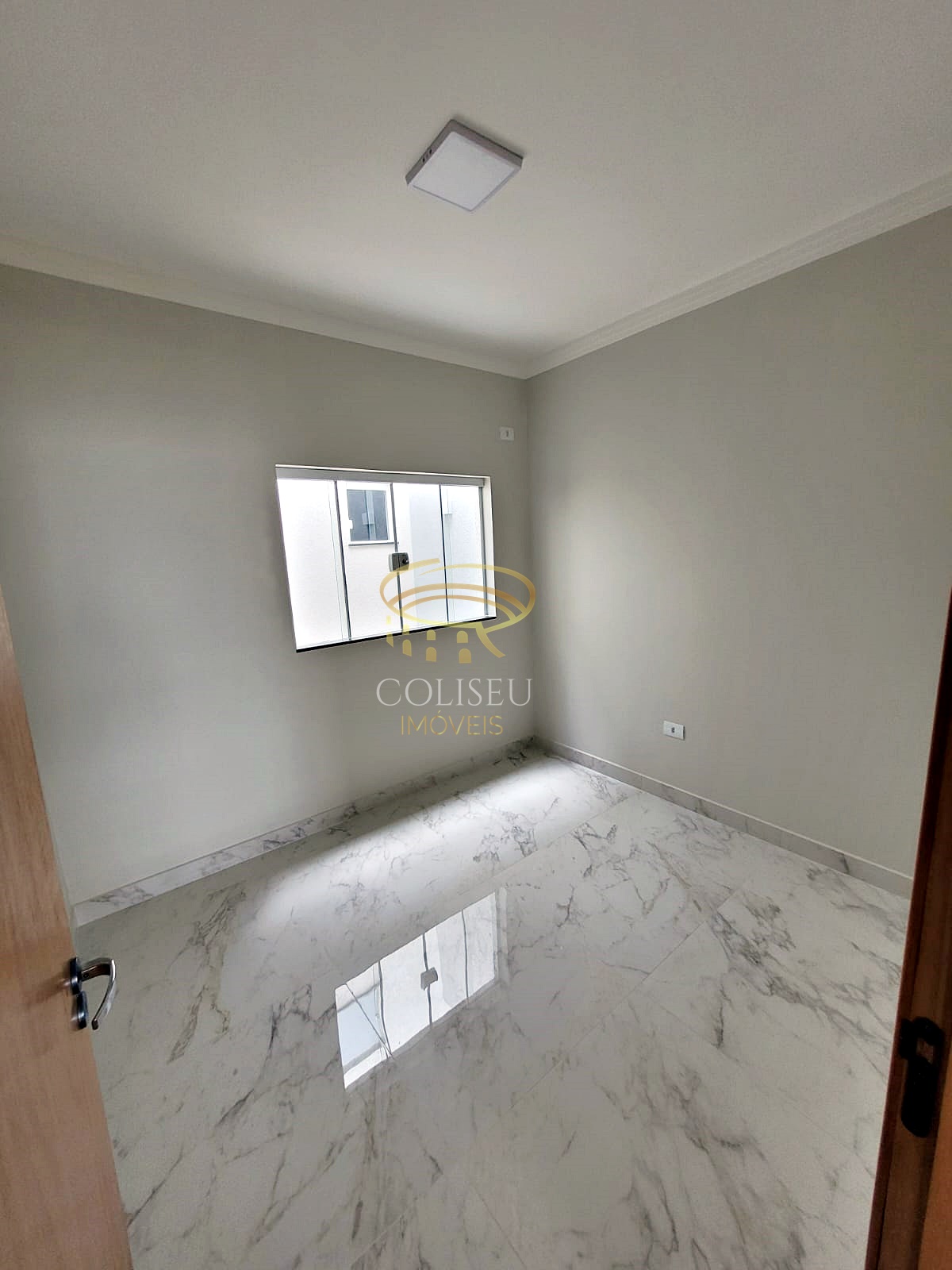 Imagem Casa com 3 Quartos à Venda, 104 m²em Jardim Novo Oásis - Maringá Imagem Casa com 3 Quartos à Venda, 104 m²em Jardim Novo Oásis - Maringá