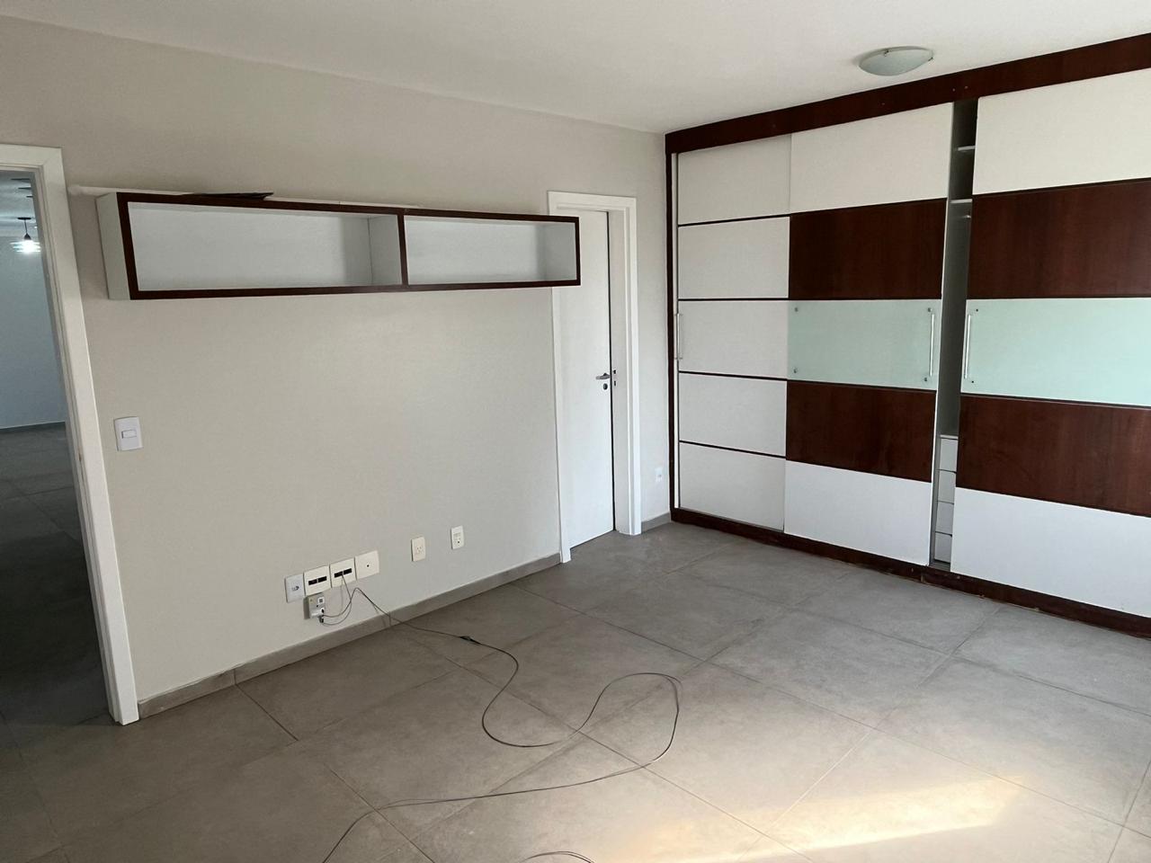 Imagem Apartamento com 3 Quartos à Venda ou Locação, 156 m²em Ponta do Farol - São Luís