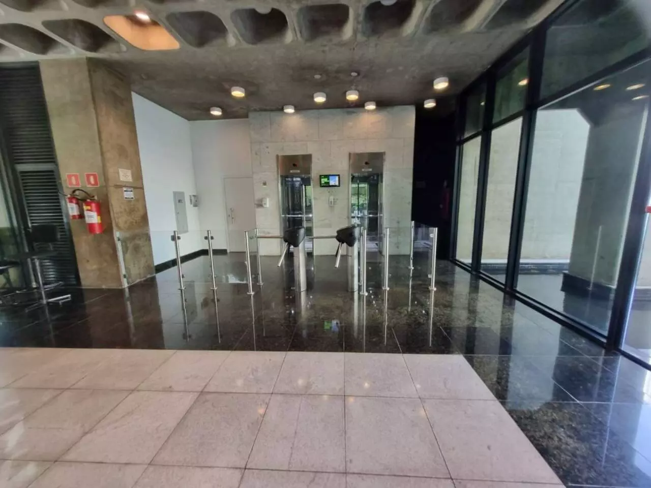 Imagem Sala Comercial à Venda ou Locação, 286 m² em Vila Olímpia - São Paulo