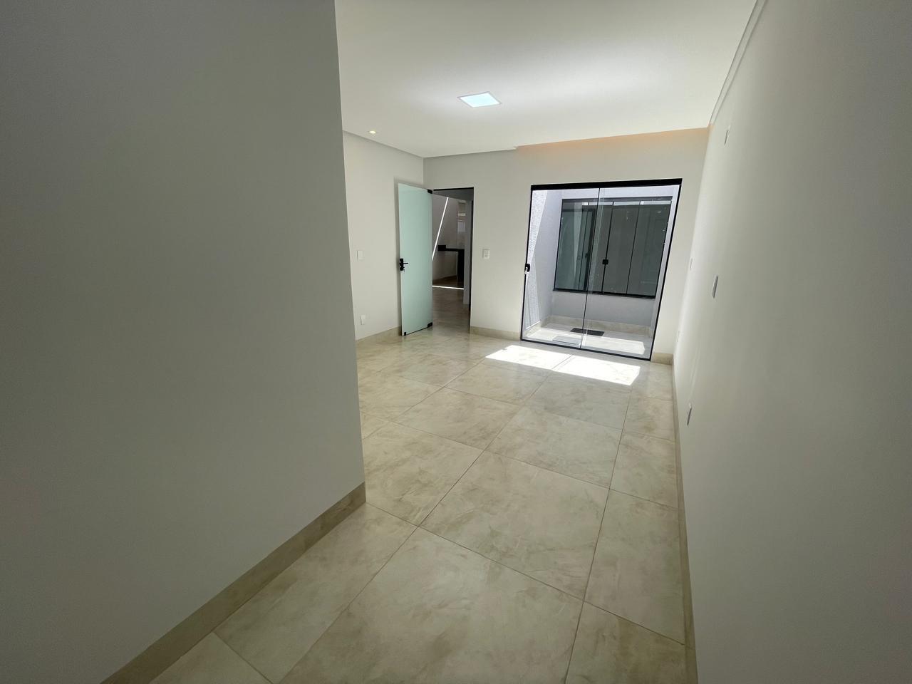 Imagem Casa com 3 Quartos à Venda, 148 m²em Jardim América - Goiânia